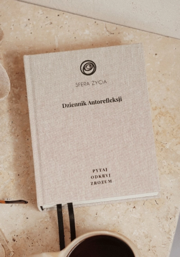 DZIENNIK AUTOREFLEKSJI · rozwojowy przewodnik dla kobiet · Lniany Beż